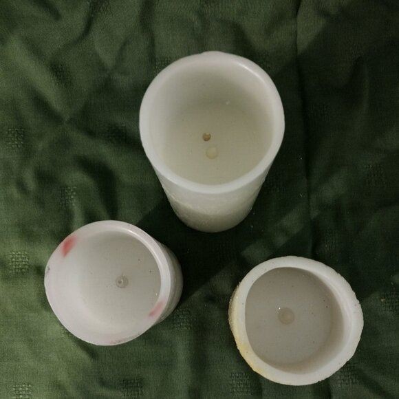 LOT OF 4 – 3  Battery Powered Candles and NIP Hanging Jewelry Organizer. - Picture 5 of 10